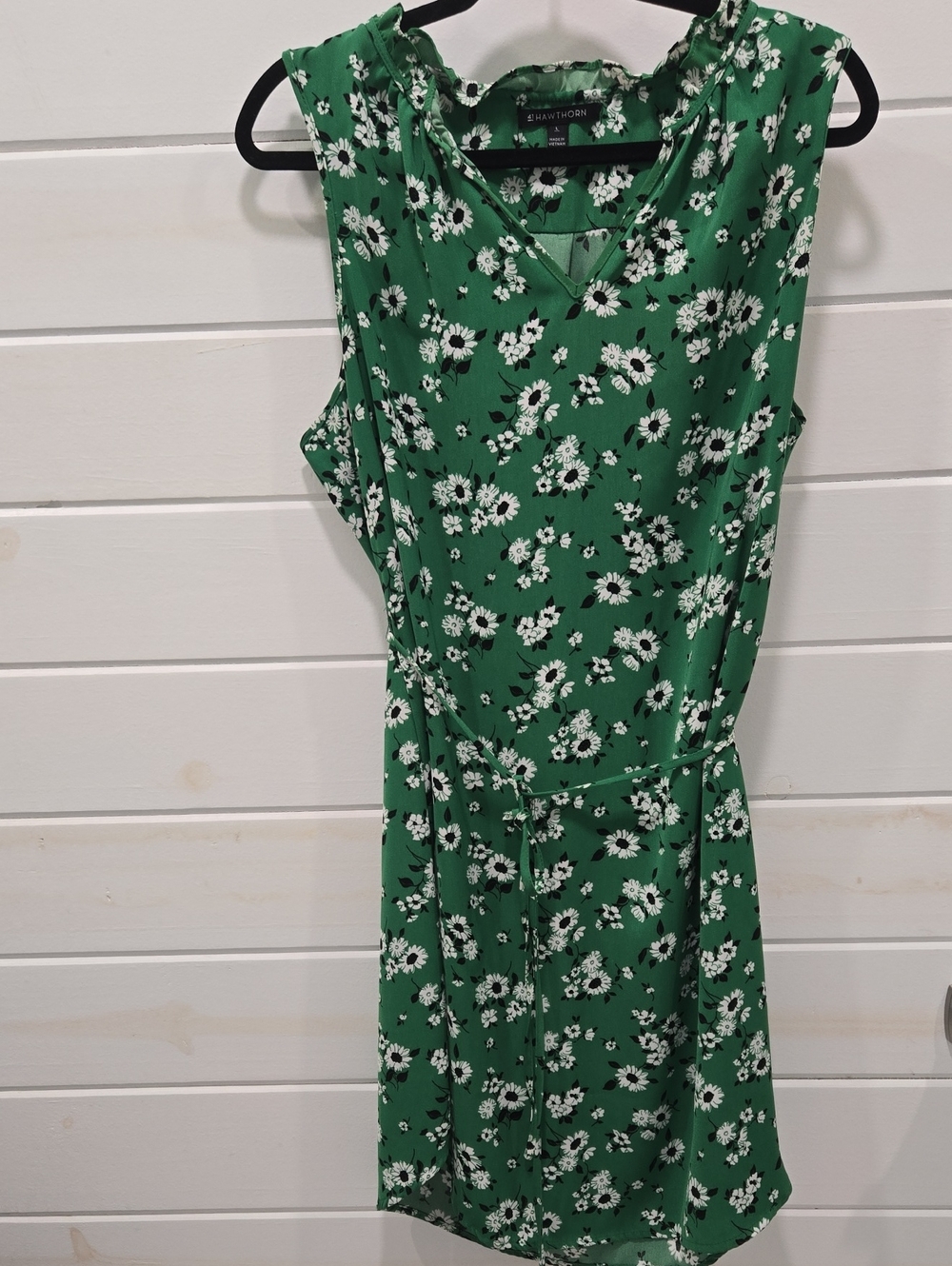 41 Hawthorn Green Daisy-Print Sleeveless Tie-Waist Mini Dress